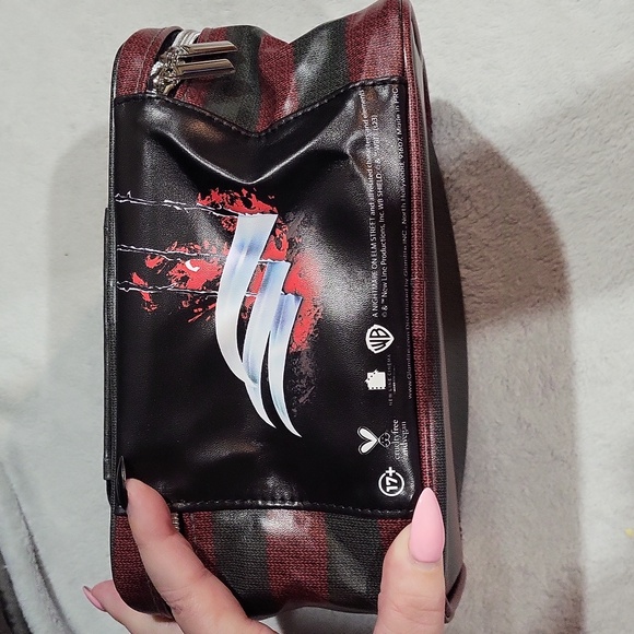 Glamlite Horror Makeup Bag - Picture 6 of 8